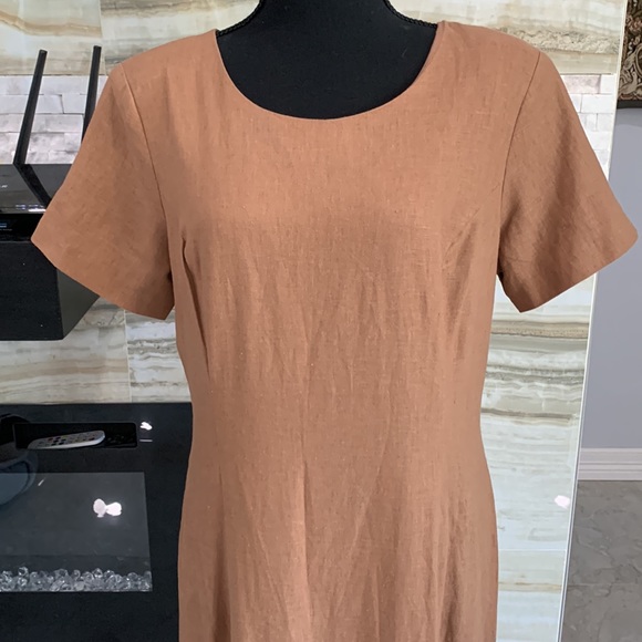 Adolfo Studio 55% Linen and 45% Rayon Tan Maxi Dress Size 12 - Picture 2 of 10